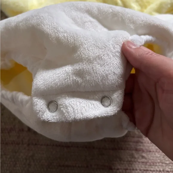 Pottery Barn Kids baby Egg Chick costume - Picture 4 of 7